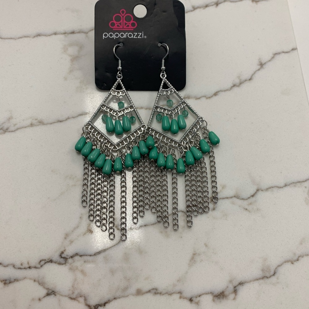 🐣Paparazzi earrings